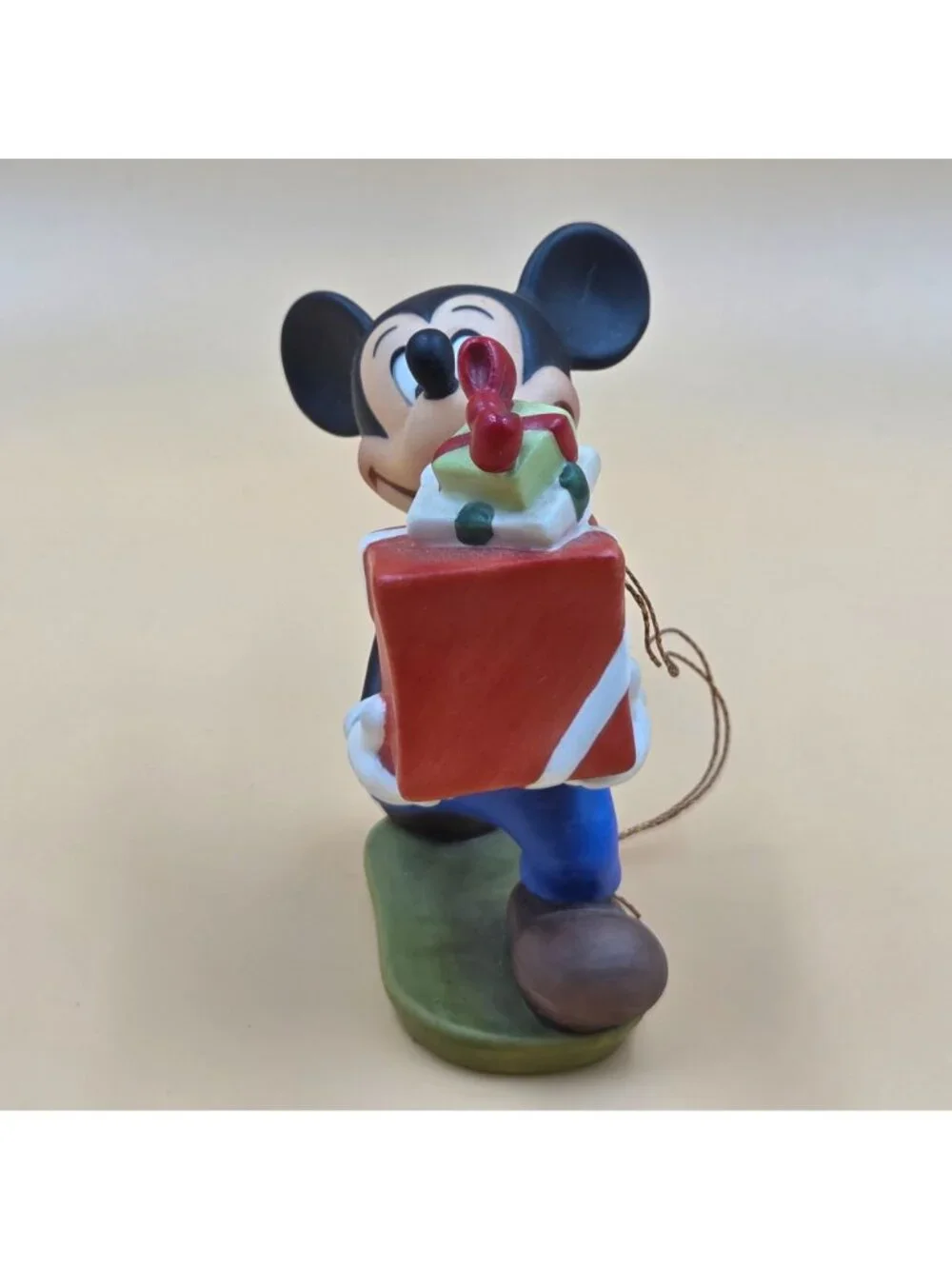 WDCC Mickey Mouse Pluto's Christmas Tree Present For My Pals Disney Ornament